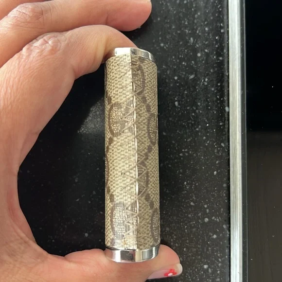 Gucci lighter Cover - Picture 5 of 10